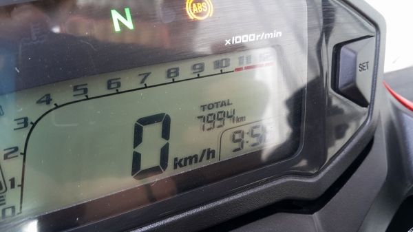 CB300f 2014 รถบ้านเจ้าของมือเดียว สวยอลัง สภาพพร้อมใช้สมบูรณ์ ราคาคุยกันได้จ้า CB300f 2014 รถบ้านเจ้าของมือเดียว สวยอลัง สภาพพร้อมใช้สมบูรณ์ ราคาคุยกันได้จ้า