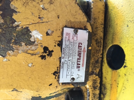 ขาย ปั้มท้ายแบคโฮ ไซด์ 60 ขาย ปั้มท้ายแบคโฮ ไซด์ 60