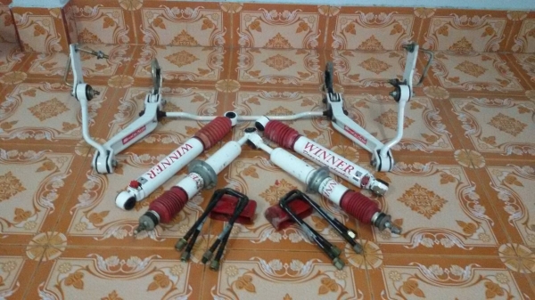 ครบชุดโช๊ควินเนอรหน้า16หลังแกน20ปรับ9พร้อมกันโครงกับชุดยกนิ้วครึ่ง