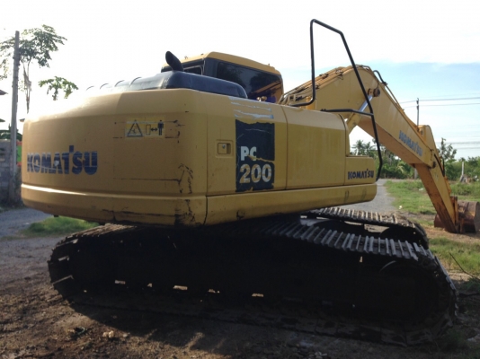 ขายด่วนครับ รถแบคโฮ KOMATSU 200 รุ่น7 รถพร้อมใช้งานครับ