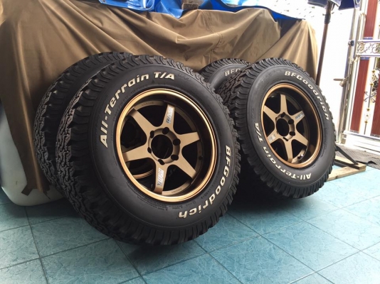 ล้อTe37 ขอบ17x9 เพิ่งเบิกใหม่ใส่ ยาง BF All-Terrain 265/70/17ดอกเต็มสะพานยางเต็ม4เส้น