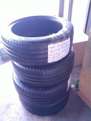 ยางขอบ17  มิชลิน 215-45-R17 ลงพื้นปี14 (4เส้น 4,600)