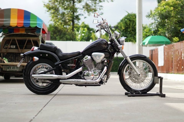 วุฒิ นนบุรี ขาย Honda STEED600cc.สวยเดิมๆทะเบียนแท้พร้อมโอนขนส่ง