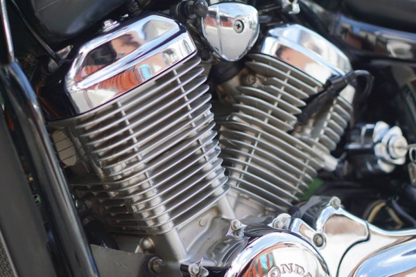 วุฒิ นนบุรี ขาย Honda STEED600cc.สวยเดิมๆทะเบียนแท้พร้อมโอนขนส่ง