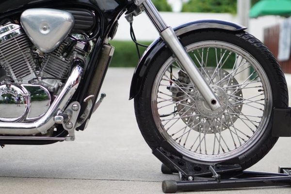 วุฒิ นนบุรี ขาย Honda STEED600cc.สวยเดิมๆทะเบียนแท้พร้อมโอนขนส่ง