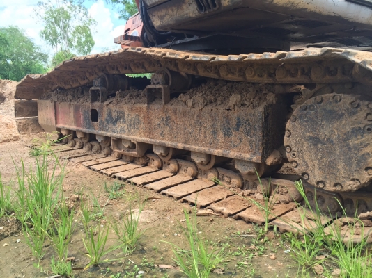 ขาย 475,000 HITACHI EX 200-2 เครื่องดี ปั้มแรง เอวดี ช่วงล่างเต็ม เล่มทะเบียน รถสวยพร้อมใช้เอกสารพร้อมโอน 090-772-3710 090-772-3708