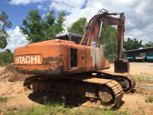 ขาย 475,000 HITACHI EX 200-2 เครื่องดี ปั้มแรง เอวดี ช่วงล่างเต็ม เล่มทะเบียน รถสวยพร้อมใช้เอกสารพร้อมโอน 090-772-3710 090-772-3708