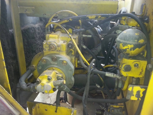 แบคโฮ KOBELCO 120-1 Mark 3