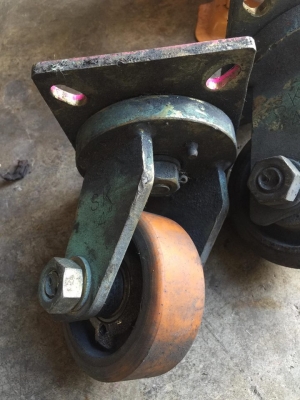 ขาย ล้ออุตสาหกรรมขนาด4นิ้ว มี2วง คู่ละ1000