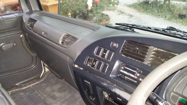 ขายสิบล้อดั๊มสองเพลาอีซูซุเดก้า 270 ยูโรทู ปี 51 แมกโหลด สนใจ 081 7368589