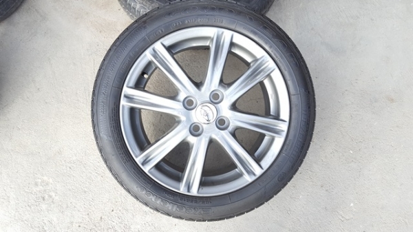 ขายล้อTOYOTA Vios TOP16 ยางปี13  4 ล้อ