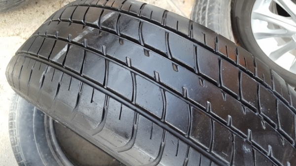 ขายล้อToyota Avanza 15 4รู114 ยางปี14 4 ล้อ