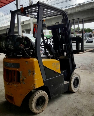 ขายรถโฟล์คลิฟท์ CROWN รุ่น CG15SC ปี 2006 ของอเมริกา เครื่องยนต์ MITSUBISHI 4G63 เบนซิน พร้อมระบบเชื้อเพลิงLPG ซึ่งติดตั้งมาแล้ว ระบบไฮดรอลิค