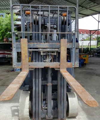 ขายรถโฟล์คลิฟท์ CROWN รุ่น CG15SC ปี 2006 ของอเมริกา เครื่องยนต์ MITSUBISHI 4G63 เบนซิน พร้อมระบบเชื้อเพลิงLPG ซึ่งติดตั้งมาแล้ว ระบบไฮดรอลิค