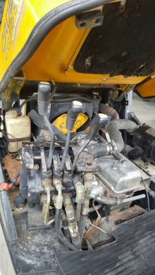 ขายรถโฟล์คลิฟท์ CROWN รุ่น CG15SC ปี 2006 ของอเมริกา เครื่องยนต์ MITSUBISHI 4G63 เบนซิน พร้อมระบบเชื้อเพลิงLPG ซึ่งติดตั้งมาแล้ว ระบบไฮดรอลิค