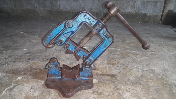 ขายปากกาจับเหล็กแป๊บ มือสอง rex เบอร์ 2 (ญี่ปุ่น)(ขอบคุณ พี่ละมัย จากแพร่)