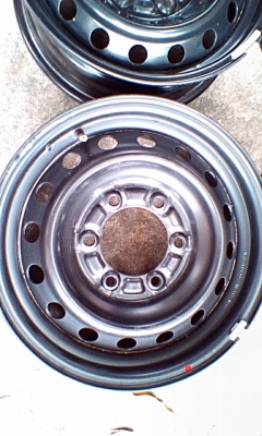 กะทะเหล็ก 15-6รู139 ใส่อีซุ โตต้า นิสสัน ชุด 2000บาท สภาพไม่เคย ผ่านการใช้งาน