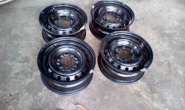 กะทะเหล็ก 15-6รู139 ใส่อีซุ โตต้า นิสสัน ชุด 2000บาท สภาพไม่เคย ผ่านการใช้งาน