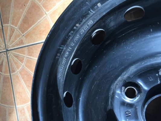 กะทะเหล็กขอบ 15-5รู114 โตโยต้าวีโก้ ชุด 1800บาท