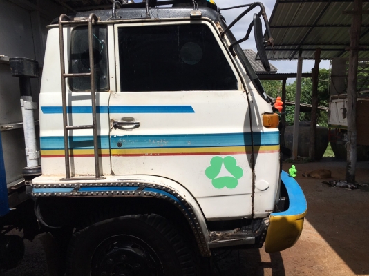 ขายหัวรถบรรทุกสิบล้ออีซุซุ jcm ขายหัวรถบรรทุกสิบล้ออีซุซุ jcm