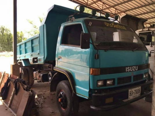 ISUZU NPR