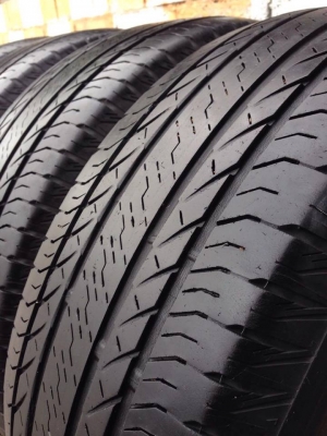 ยาง Bridgstone 265-70-16 ปี 14 ครบชุด 4 เส้น 5000  สภาพสวยๆไม่บวมไม่กินข้างดอกยางเหลือเยอะเอาไปวิ่งกันใด้อีกยาวค่ะ