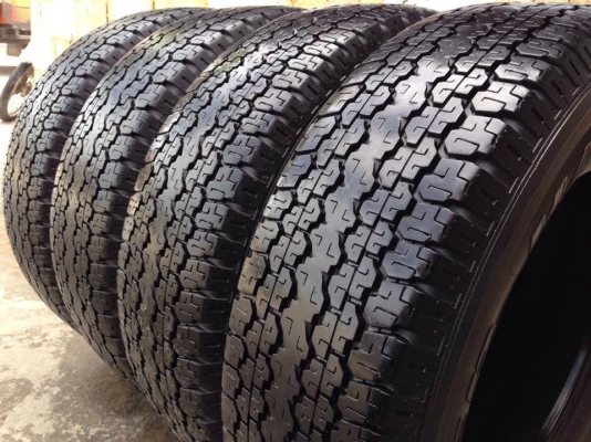 ยาง Bridgstone 245-70-16 ปี 14 ครบชุด 4 เส้น 5500  สภาพสวยๆไม่บวมไม่กินข้างดอกยางเหลือเยอะเอาไปวิ่งกันใด้อีกยาวค่ะ