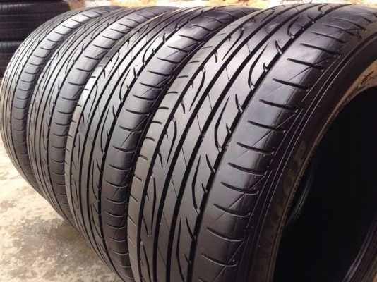 ยาง DUNLOP 205-55-16 ปี 15 ครบชุด 4 เส้น 3500  ไม่บวมไม่กินข้าง ดอกยางเหลือเยอะเอาไปวิ่งกันใด้อีกยาวค่ะ