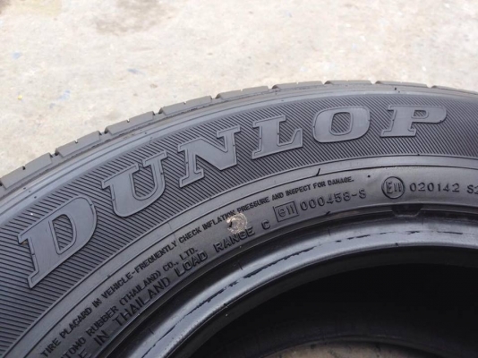 ยาง DUNLOP 215-70-15 ปี 15 ครบชุด 4 เส้น 6000 สภาพสวยๆไม่มีปะไม่บวมไม่กินข้าง ดอกยางเหลือเยอะเอาไปวิ่งกันใด้อีกยาวค่ะ ยาง DUNLOP 215-70-15 ปี 15 ครบชุด 4 เส้น 6000 สภาพสวยๆไม่มีปะไม่บวมไม่กินข้าง ดอกยางเหลือเยอะเอาไปวิ่งกันใด้อีกยาวค่ะ