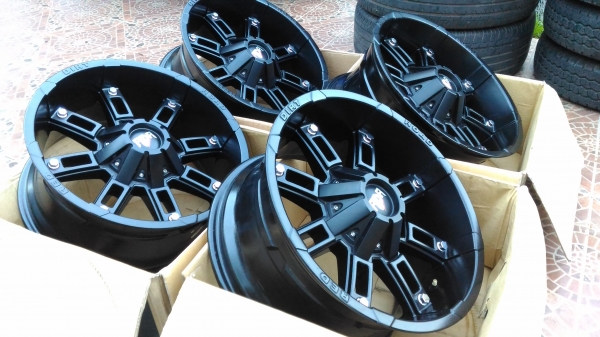 ขายล้อแนวอเมริกา RDR ขอบ 18 สวยๆ 1 ชุด