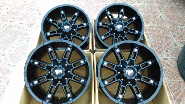 ขายล้อแนวอเมริกา RDR ขอบ 18 สวยๆ 1 ชุด