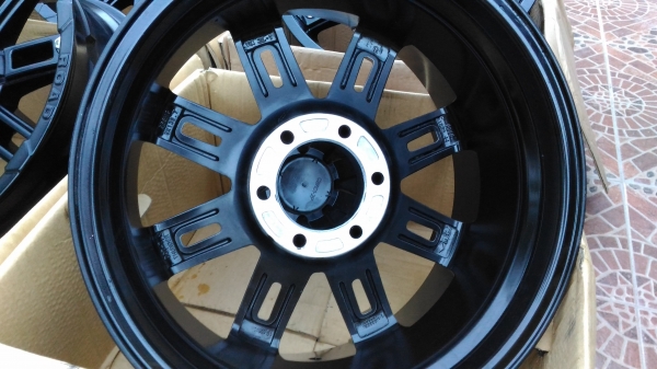 ขายล้อแนวอเมริกา RDR ขอบ 18 สวยๆ 1 ชุด