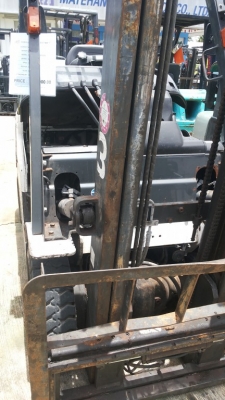 ขายรถ nissan fg25 ขนาด 2.5 ตัน แก็ส + น้ำมันเบนซิล ปี2012