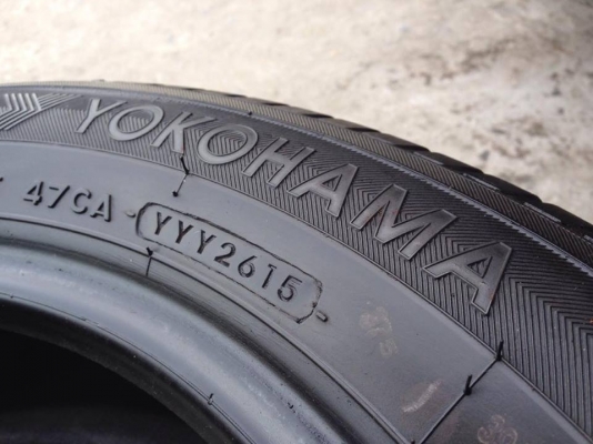ยาง YOKOHAMA 185-60-15 ปี 15 ครบชุด 4 เส้น 3000  สภาพสวยๆไม่บวมไม่กินข้างดอกยางเหลือเยอะเอาไปวิ่งกันใด้อีกยาวค่ะ