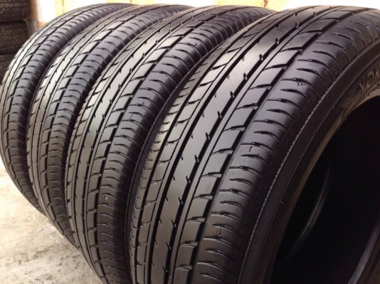 ยาง YOKOHAMA 185-60-15 ปี 15 ครบชุด 4 เส้น 3000  สภาพสวยๆไม่บวมไม่กินข้างดอกยางเหลือเยอะเอาไปวิ่งกันใด้อีกยาวค่ะ