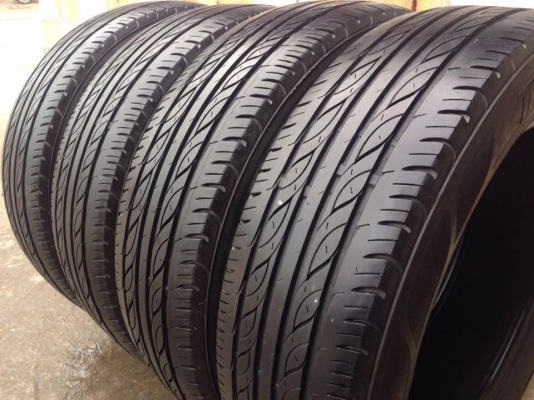 ยาง Firestone 175-65-15 ปี 15 ครบชุด 4 เส้น 3000  สภาพสวยๆไม่มีปะไม่บวมไม่กินข้างดอกยางเหลือเยอะเอาไปวิ่งกันใด้อีกยาวค่ะ