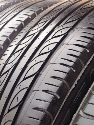 ยาง Firestone 175-65-15 ปี 15 ครบชุด 4 เส้น 3000 สภาพสวยๆไม่มีปะไม่บวมไม่กินข้างดอกยางเหลือเยอะเอาไปวิ่งกันใด้อีกยาวค่ะ ยาง Firestone 175-65-15 ปี 15 ครบชุด 4 เส้น 3000 สภาพสวยๆไม่มีปะไม่บวมไม่กินข้างดอกยางเหลือเยอะเอาไปวิ่งกันใด้อีกยาวค่ะ