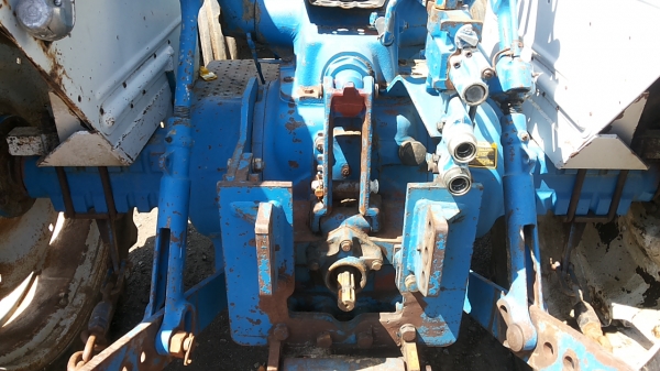 ขายรถไถ FORD 6610 II T6 2WD เกียร์คอ ปั้มกลม ยังไม่เคยใช้ในไทย330,000