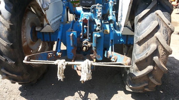 ขายรถไถ FORD 6610 II T6 2WD เกียร์คอ ปั้มกลม ยังไม่เคยใช้ในไทย330,000