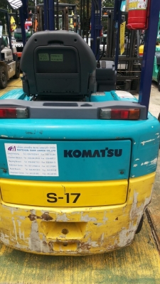 ขายรถ komatsu รุ่น 8  ไฟฟ้านั่งขับ ขนาด 2.5 ตัน  พร้อมอุปกรณ์ แบตเตอรี่ใหม่