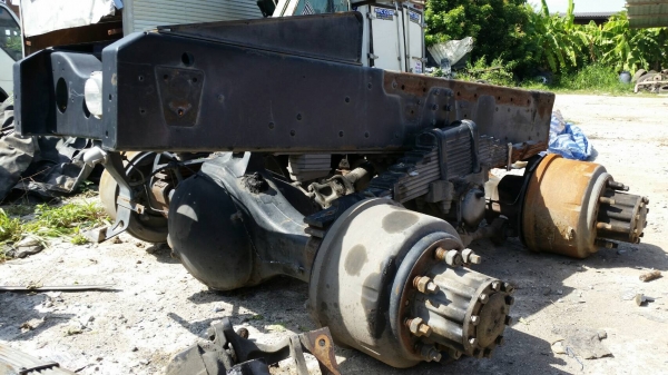 ขายช่วงล่าง สิบล้อฮีโน่ เมกก้า500 2เพลา ยกชุด สภาพดี