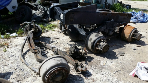 ขายช่วงล่าง สิบล้อฮีโน่ เมกก้า500 2เพลา ยกชุด สภาพดี