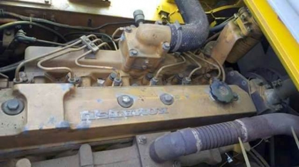 โฟล์ลิฟท์ Komatsu เครื่อง 6D95 ขนาด 3.5 ตัน  รุ่น 4 เสา 3 ท่อน สูง 4 เมตร