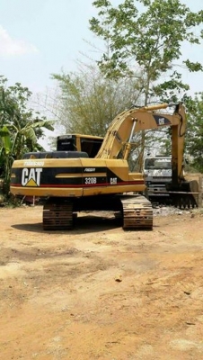 cat320B สภาพสวย ไม่มีระบบไฟฟ้า ใช้งานดีปกติ