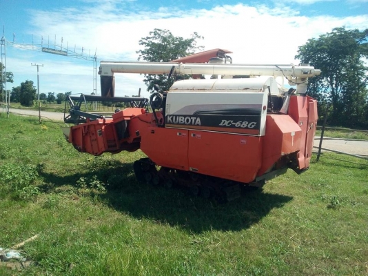 ขายรถเกี่ยวข้าว KUBOTA DC68G ปี54 รถสวยสภาพดี พร้อมใช้งาน เอกสารพร้อมโอน ราคา350,000 สนใจโทร 090-8588220คุณนะ 093-3258446คุณบิว หรือเข้าดูสินค้าอื่นๆได้ที่ www.narong2truck.com หรือ www.truck.in.th/498 หรือเพจFacebook ณรงค์ ซื้อขายรถมือสอง (เว็บไซต์ส่วนตั