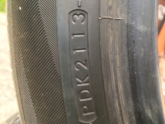 ขายยางโยโฮาม่า235/55/19