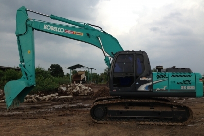 ขาย!! >>> Kobelco SK200 Mark8 Yn12 SuperX <<< รถสวยพร้อมใช้งาน 5300 ชม.