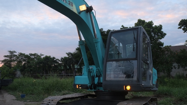 ขายรถนำเข้า ญี่ปุ่น ยังไม่ได้ใช้งานบ้านเรา Kobelco SK120-1, Mark 3,มาร์ทรี, ชั่วโมงน้อย,.สภาพดี เอวแน่น แรง,ไฟฟ้าครบ,ซีเรียลสูง,คอนโทรนสั้น ทำช่วงล่างให้ใหม่, พร้อมเอกสารนำเข้า,อินวอยส์ ,ใบแจ้งจำหน่าย