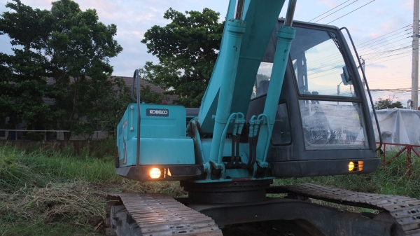 ขายรถนำเข้า ญี่ปุ่น ยังไม่ได้ใช้งานบ้านเรา Kobelco SK120-1, Mark 3,มาร์ทรี, ชั่วโมงน้อย,.สภาพดี เอวแน่น แรง,ไฟฟ้าครบ,ซีเรียลสูง,คอนโทรนสั้น ทำช่วงล่างให้ใหม่, พร้อมเอกสารนำเข้า,อินวอยส์ ,ใบแจ้งจำหน่าย