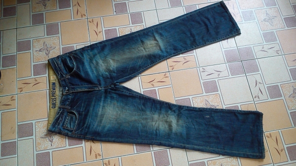 กางเกงยีนส์ GUESS PREMIUM